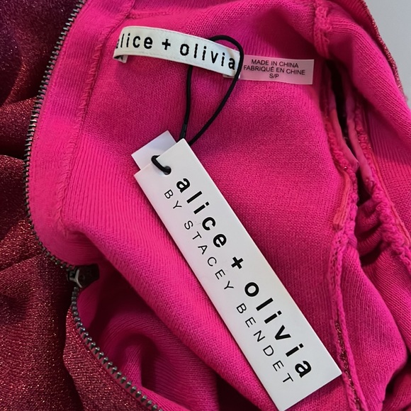 ALICE + OLIVIA Issa Puff-Sleeve Minidress in Wild Pink Metallic - NWT - Picture 12 of 13